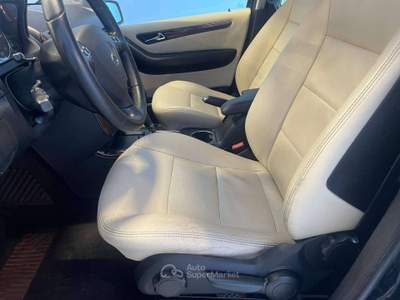 Mercedes-Benz Classe A Classe A - W/C 169 cdi Elegance FL Nero usata Pove del Grappa