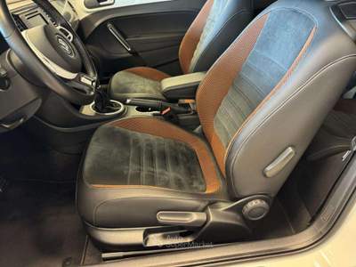 Volkswagen Maggiolino Cabrio 1.2 TSI Karmann BlueMotion Tecnol. Bianco usata Castello di Godego