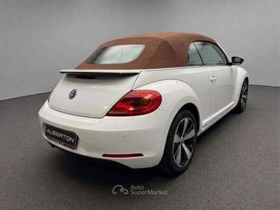 Volkswagen Maggiolino Cabrio 1.2 TSI Karmann BlueMotion Tecnol. Bianco usata Castello di Godego