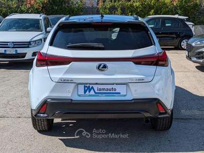 Lexus UX UX 300h F-Sport CAMBIO AL VOLANTE Bianco usata Roma