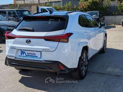 Lexus UX UX 300h F-Sport CAMBIO AL VOLANTE Bianco usata Roma