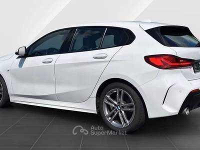 BMW Serie 1 118i 118 i Msport 136cv 2022 17" vari colori Bianco usata Monte Compatri