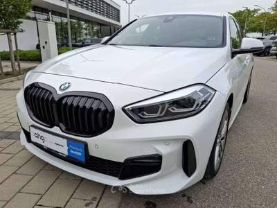 BMW Serie 1 118i 118 i Msport 136cv auto Shadow line 2022 17" vari colori Bianco usata Monte Compatri