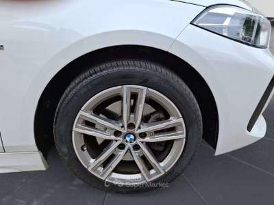 BMW Serie 1 118i 118 i Msport 136cv auto Shadow line 2022 17" vari colori Bianco usata Monte Compatri