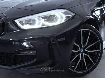 BMW Serie 1 118i 118 i Msport 136cv auto 2024 Shadow line tetto Alcantara camera 19" Nero usata Monte Compatri