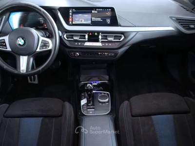 BMW Serie 1 118i 118 i Msport 136cv auto 2024 Shadow line tetto Alcantara camera 19" Nero usata Monte Compatri