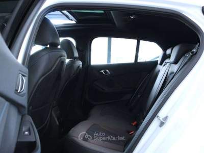 BMW Serie 1 118d 118 118d M sport auto 2024 Tetto apribile/Kamera/18''/Acc Bianco usata Monte Compatri