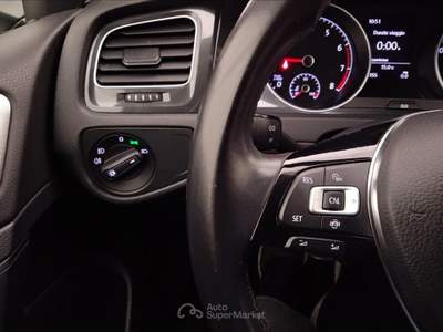 Volkswagen Golf 1.0 TSI BlueMotion Trendline Bianco usata Lucca