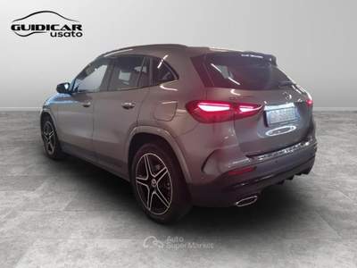 Mercedes-Benz GLA 200 D AMG Line Advanced Plus 8G-DCT Grigio usata Lucca