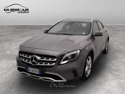 Mercedes-Benz GLA 200 Sport 7G-DCT Grigio usata Lucca