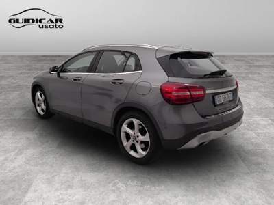 Mercedes-Benz GLA 200 Sport 7G-DCT Grigio usata Lucca