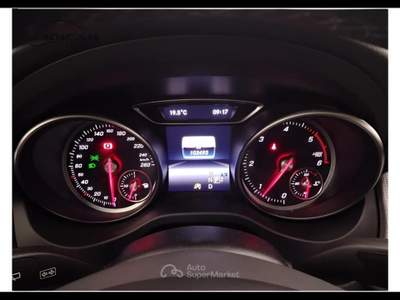 Mercedes-Benz GLA 200 Sport 7G-DCT Grigio usata Lucca