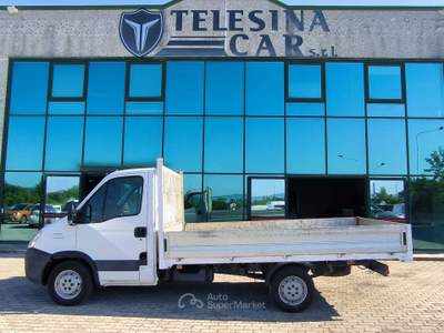 Iveco Daily 35S13 CASSONE FISSO 380 Bianco usata San Salvatore Telesino