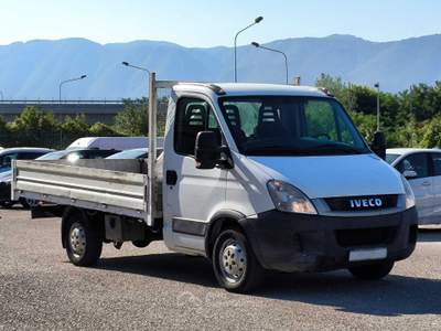 Iveco Daily 35S13 CASSONE FISSO 380 Bianco usata San Salvatore Telesino