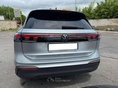 Volkswagen Tiguan Tiguan III 2024 1.5 etsi Edition Plus 150cv dsg Argento usata Roma