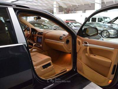 Porsche Cayenne 290cv Nero usata Monza