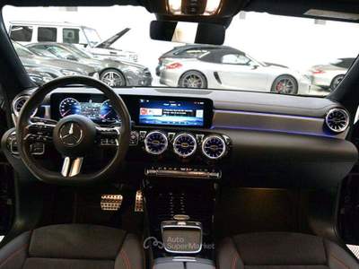 Mercedes-Benz CLA Automatic Shooting Brake AMG Line Premium Plus** Nero usata Monza