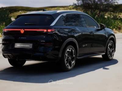Volkswagen T-Roc 1.5 eTSI HYBRID DSG R-LINE DISP. ALTRI COLORI Nero usata Villongo