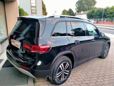 Mercedes-Benz Classe GLB D LED / TETTO APRIBILE /LUCI AMBIENT SOFFUSE / DISPLAY MAXI /AUT.8M. Nero usata Rubano