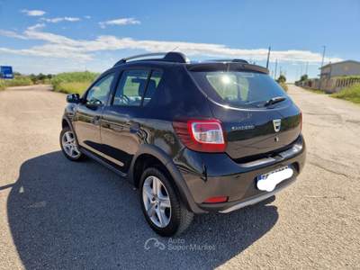 Dacia Sandero Stepway 1.5 dCi 8V 90CV Grigio usata Gravina in Puglia