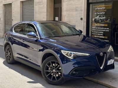 Alfa Romeo Stelvio AT8 Q4 Blu/Azzurro usata Bari