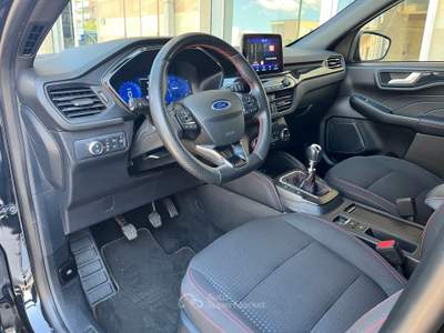 Ford Kuga tdci EcoBlue 120 CV 2WD ST-Line Nero usata Gravina in Puglia