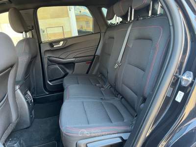 Ford Kuga tdci EcoBlue 120 CV 2WD ST-Line Nero usata Gravina in Puglia