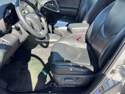 Toyota RAV4 RAV4 Crossover 2.2 d-4d Executive 150cv auto Argento usata Roma