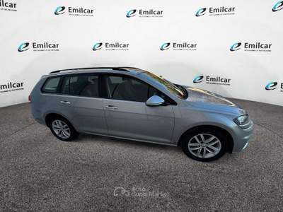 Volkswagen Golf Variant 1.6 TDI BlueMotion Business Argento usata SAN BENEDETTO DEL TRONTO
