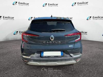 Renault Captur 1.6 E-TECH Plug-in Hybrid 160cv Intens Auto Blu/Azzurro usata SAN BENEDETTO DEL TRONTO