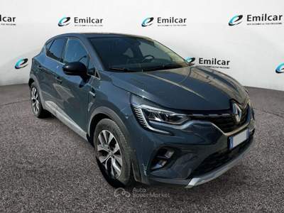 Renault Captur 1.6 E-TECH Plug-in Hybrid 160cv Intens Auto Blu/Azzurro usata SAN BENEDETTO DEL TRONTO