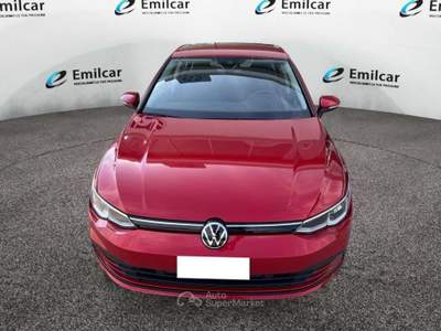 Volkswagen Golf 1.5 TGI Life Rosso usata SAN BENEDETTO DEL TRONTO