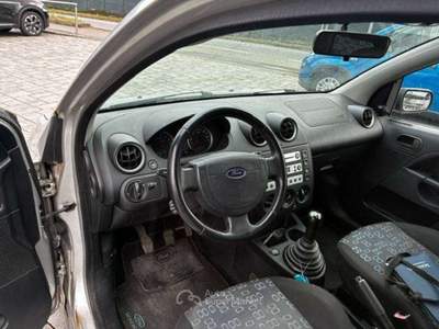 Ford Fiesta Fiesta V 2002 3p 1.2 16v Ambiente Argento usata Mariano Comense