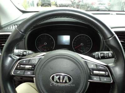 Kia Sportage 1.6 CRDI 136 CV DCT7 2WD Business Class Bianco usata Sala Bolognese
