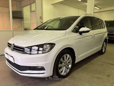 Volkswagen Touran 1.6 tdi Highline 115cv dsg - 7 posti Bianco usata Trento