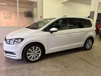 Volkswagen Touran 1.6 tdi Highline 115cv dsg - 7 posti Bianco usata Trento
