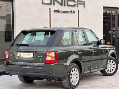 Land Rover Range Rover Sport 2.7 190 CV tdV6 HSE AUTOMATICA EPOCA TUTTI TAGLIANDI CASA MADRE DA COLLEZIONE Verde usata Pomigliano d'Arco