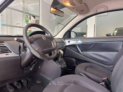 Lancia Ypsilon 1.3 mjt *PER NEOPATENTATI Bianco usata Carvico