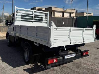 Iveco Daily 35C16 CASSONE RIBALTABILE 3 POSTI - 2022 Bianco usata Corato