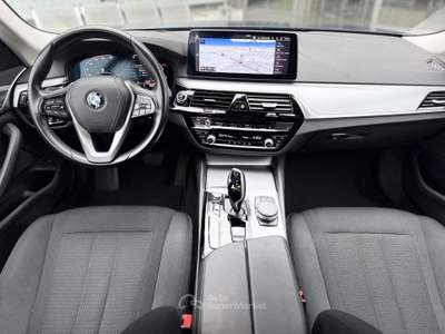 BMW Serie 5 518i 520 Diesel 48V 190CV E6 - 2022 Blu/Azzurro usata Roma