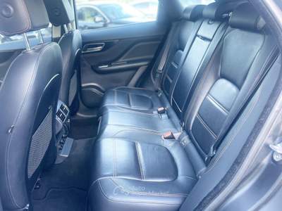 Jaguar F-Pace 2.0 Diesel 180CV E6 Automatica - 2019 Grigio usata Roma