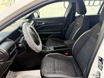 Jeep Avenger 100 CV Longitude Bianco usata Roma