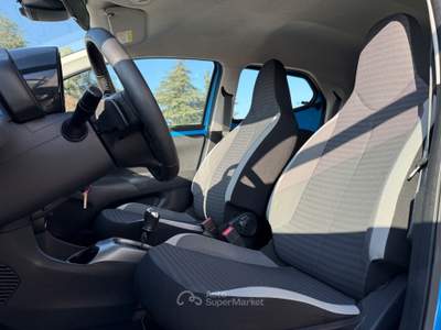 Toyota Aygo AUTOMATICA|1.0 VVT-i 72 CV 5 porte x-cool MMT Blu/Azzurro usata Calestano