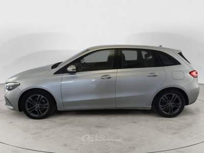 Mercedes-Benz Classe B B 180d Automatic business extra FINO A 3 ANNI DI GARANZIA E POSSIBILITA' 3 ANNI DI MANUTENZIONE ORDINARIA Grigio usata Salerno