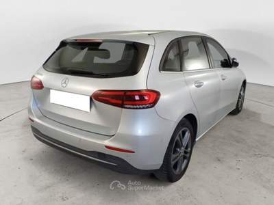 Mercedes-Benz Classe B B 180d Automatic business extra FINO A 3 ANNI DI GARANZIA E POSSIBILITA' 3 ANNI DI MANUTENZIONE ORDINARIA Grigio usata Salerno