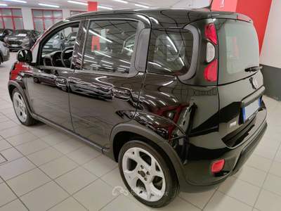 Fiat Panda 1.0 70cv Hybrid Sport + Car Play "SUPER PROMO" Nero usata LEGNANO