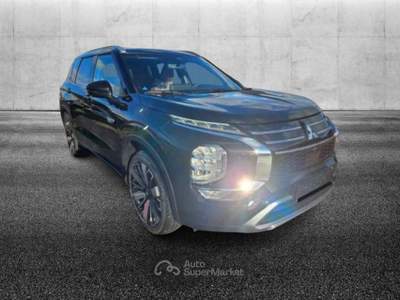 Mitsubishi Outlander 2.4L 4WD PHEV Instyle Nero usata Pieve di Cento