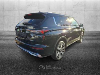 Mitsubishi Outlander 2.4L 4WD PHEV Instyle Nero usata Pieve di Cento