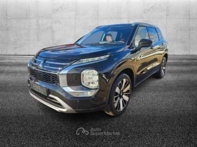Mitsubishi Outlander 2.4L 4WD PHEV Instyle Nero usata Pieve di Cento
