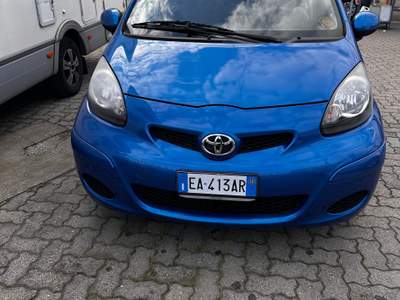 Toyota Aygo TOYOTA AYGO 1.0 Blu/Azzurro usata Brandizzo